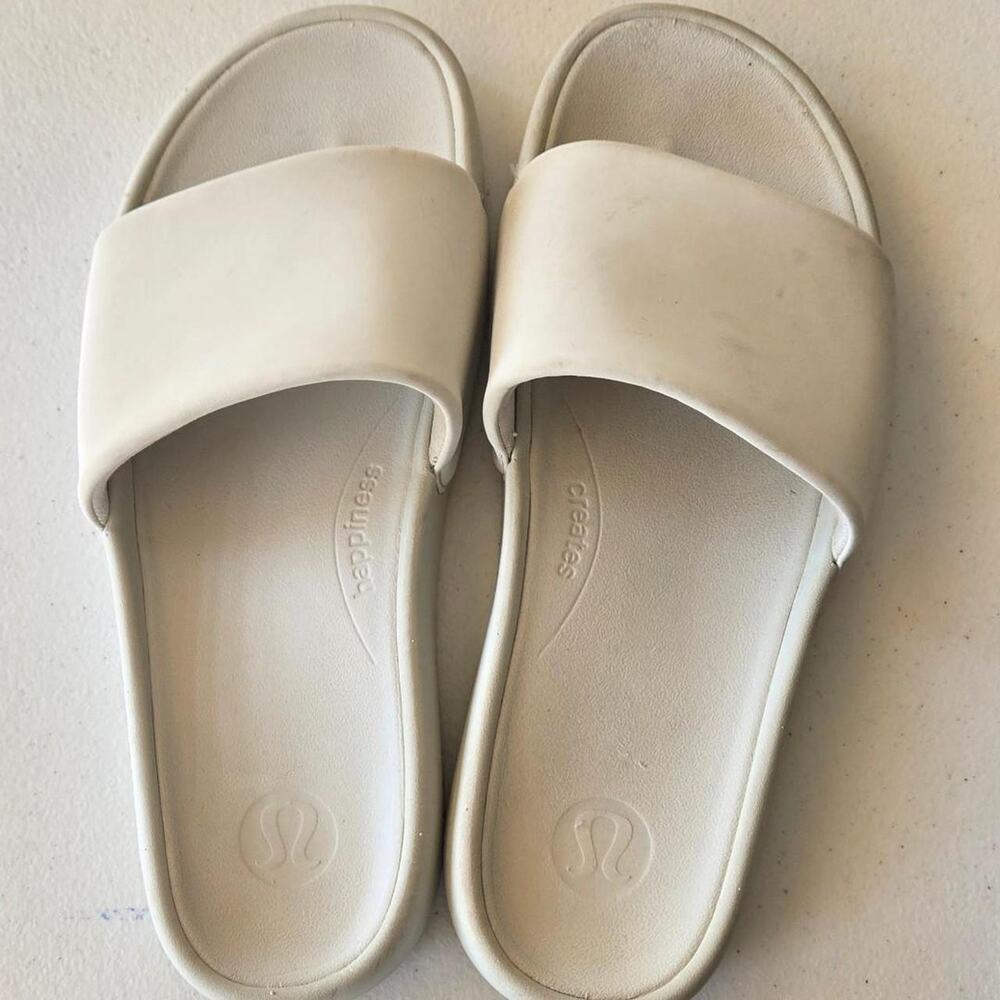 Lululemon white restfeel slide sandals womens 9